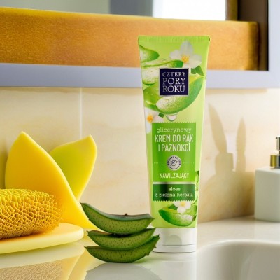 Cztery Pory Roku Aloes & Zielona Herbata nawilżający krem do rąk i paznokci 130ml