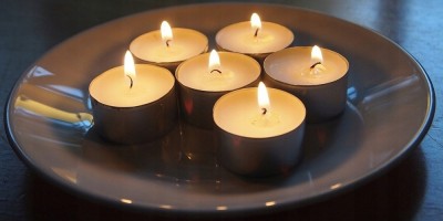 Bispol Aura Classic Tealights p15-30 podgrzewacze bezzapachowe 4h palenia 30 sztuk