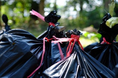 Sipeko worki na śmieci z taśmą ściągającą czarne 27mic / 70x105cm / 120 litrów 10 sztuk