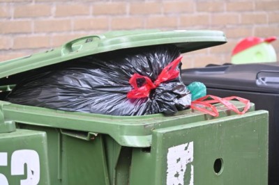 Sipeko worki na śmieci z taśmą ściągającą czarne 25mic / 60x67cm / 60 litrów / 10 sztuk