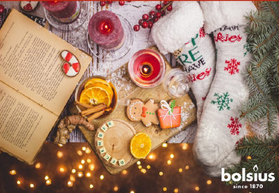 Bolsius Merry Moments zapachowa świeca świąteczna w szkle 80/73