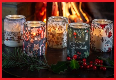 Bolsius Amarena świąteczna świeca zapachowa w szkle 82/68 - Wiśniowe Nuty